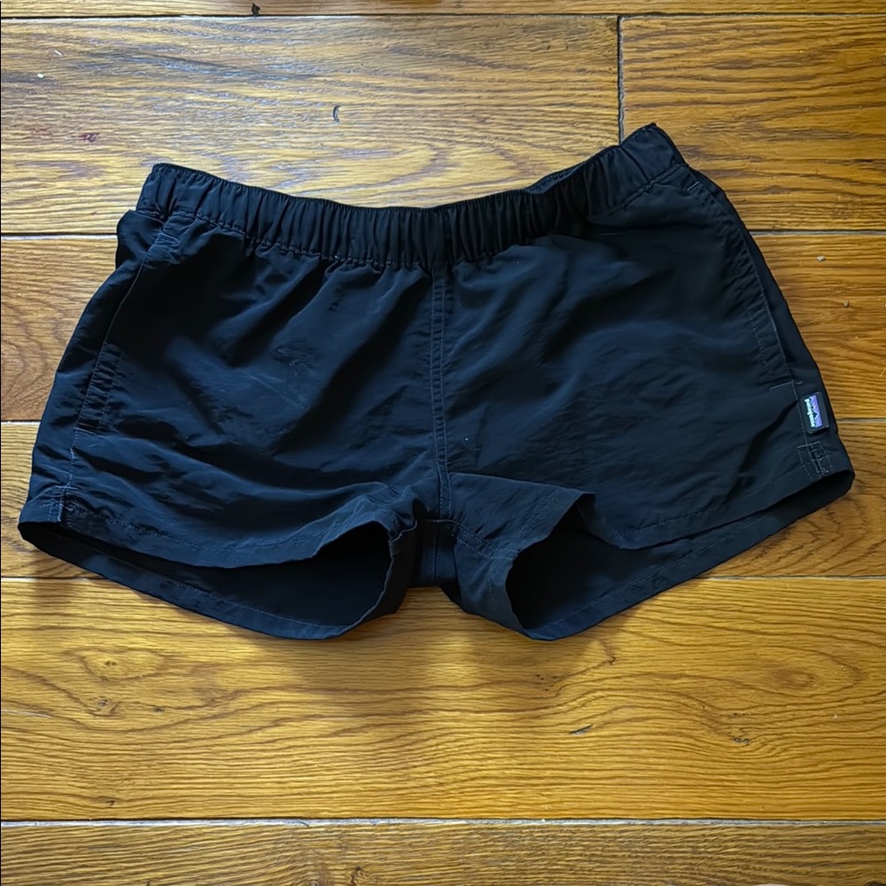 Black Barely Baggies 2.5” inseam Patagonia Women's Shorts Small